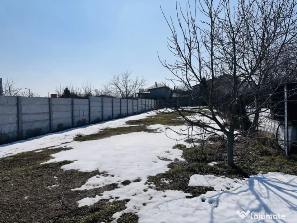 Teren superb 600 mp deschidere la asfalt , 11 m cu adâncime