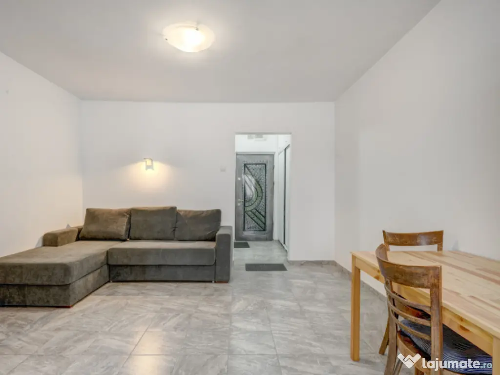 Garsoniera dintre parcuri, gata de mutat