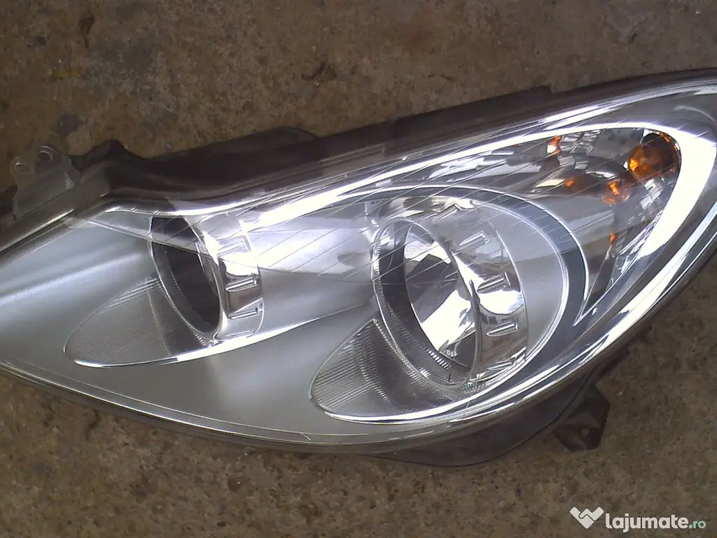 faruri Opel Corsa D 300 lei
