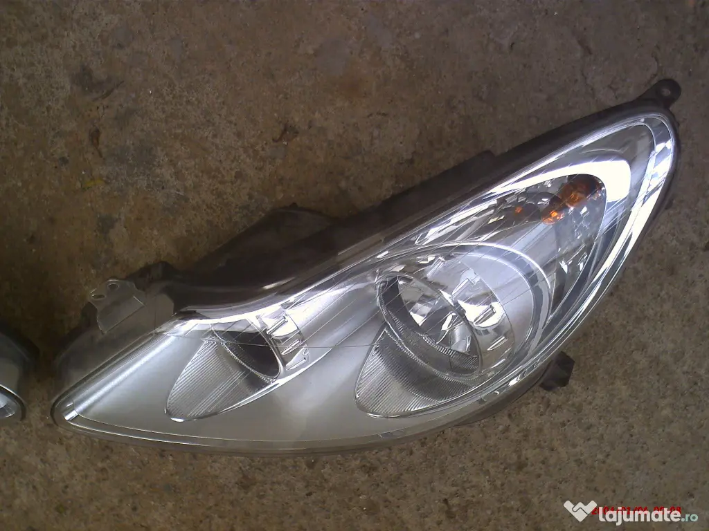 faruri Opel Corsa D 300 lei
