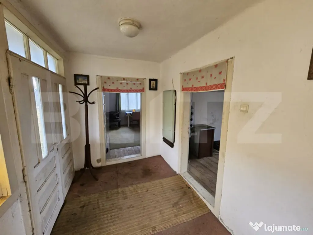 Casă de munte cu teren generos de 7.297 mp, Dăroaia, comun 