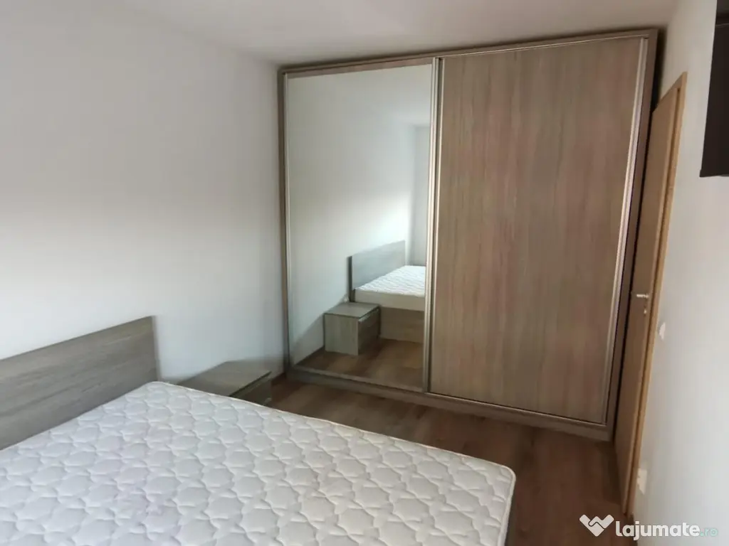 Apartament de inchiriat 