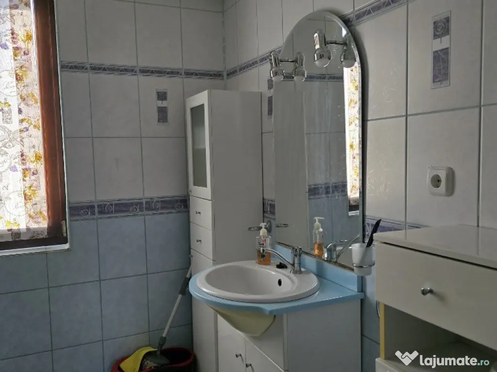 Casa in Deva, zona Zavoi