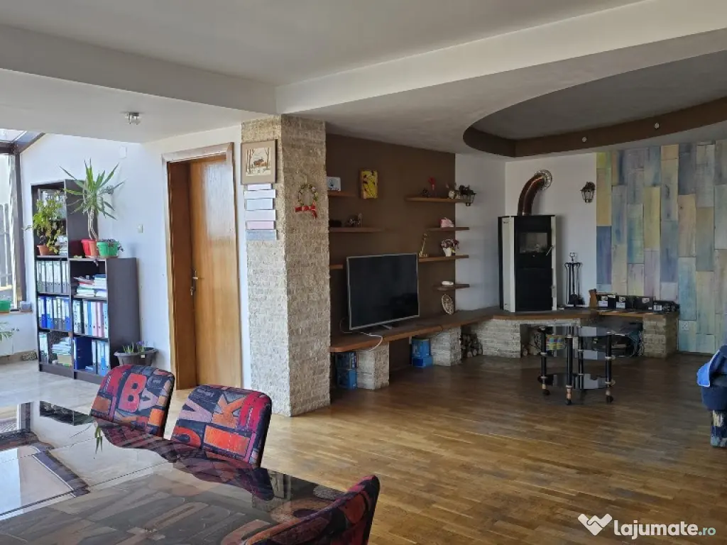 Casa in Deva, zona Zavoi