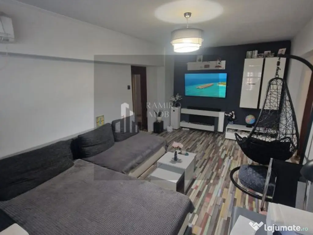 Apartament 3 camere – zonă excelentă 1 Decembrie 1918... 