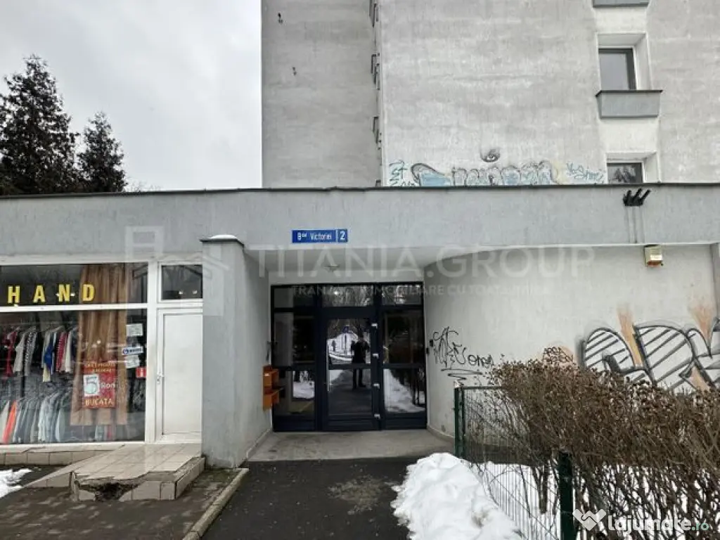 Garsonieră de vânzare în Bd. Victoriei cu vedere spre ... 