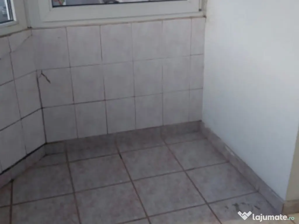 Apartament 2 camere de vânzare în zona Gară 