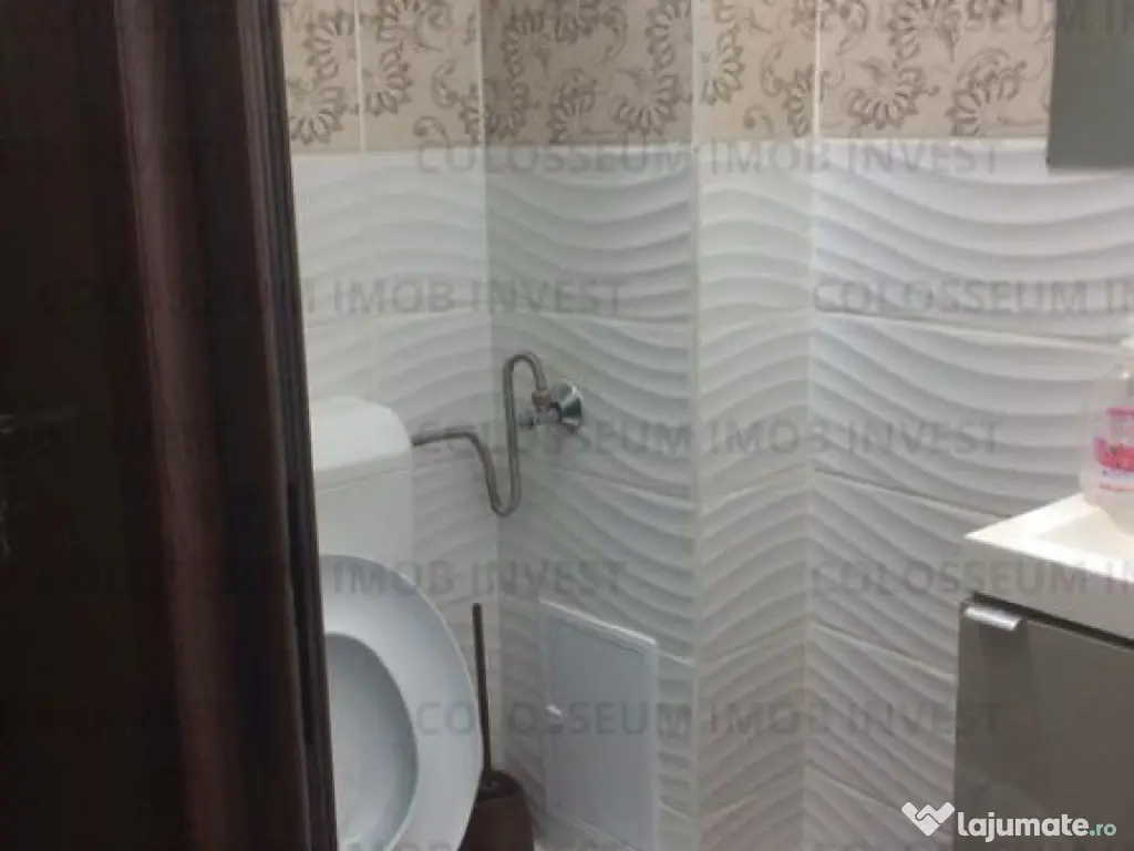 Camera de camin cu baie - Zona Astra 