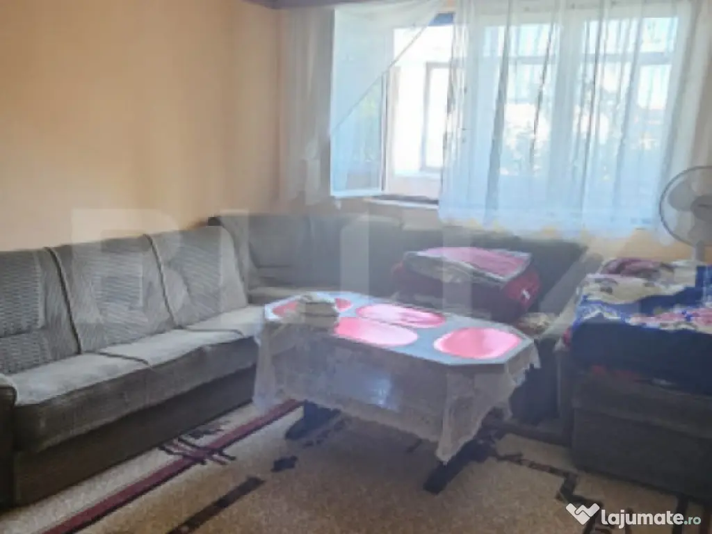 Apartament cu 2 camere zona 14 Mai 