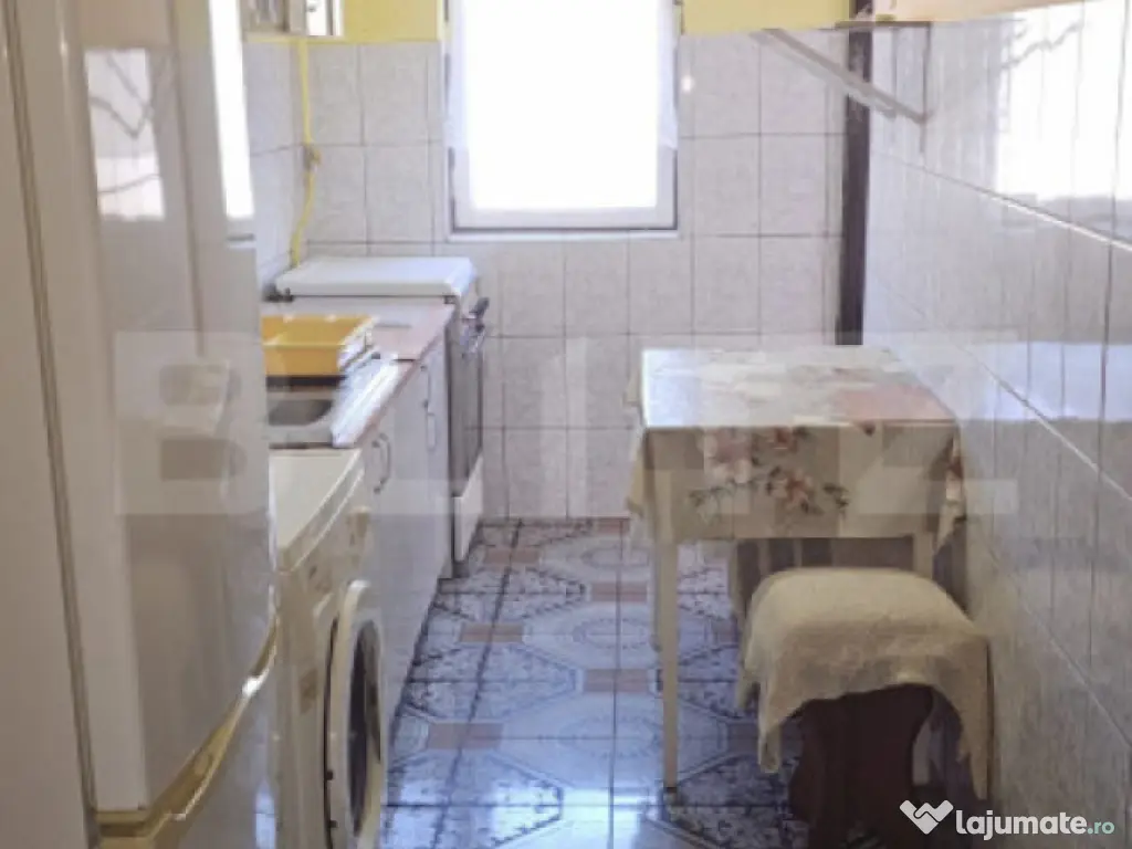 Apartament cu 2 camere zona 14 Mai 