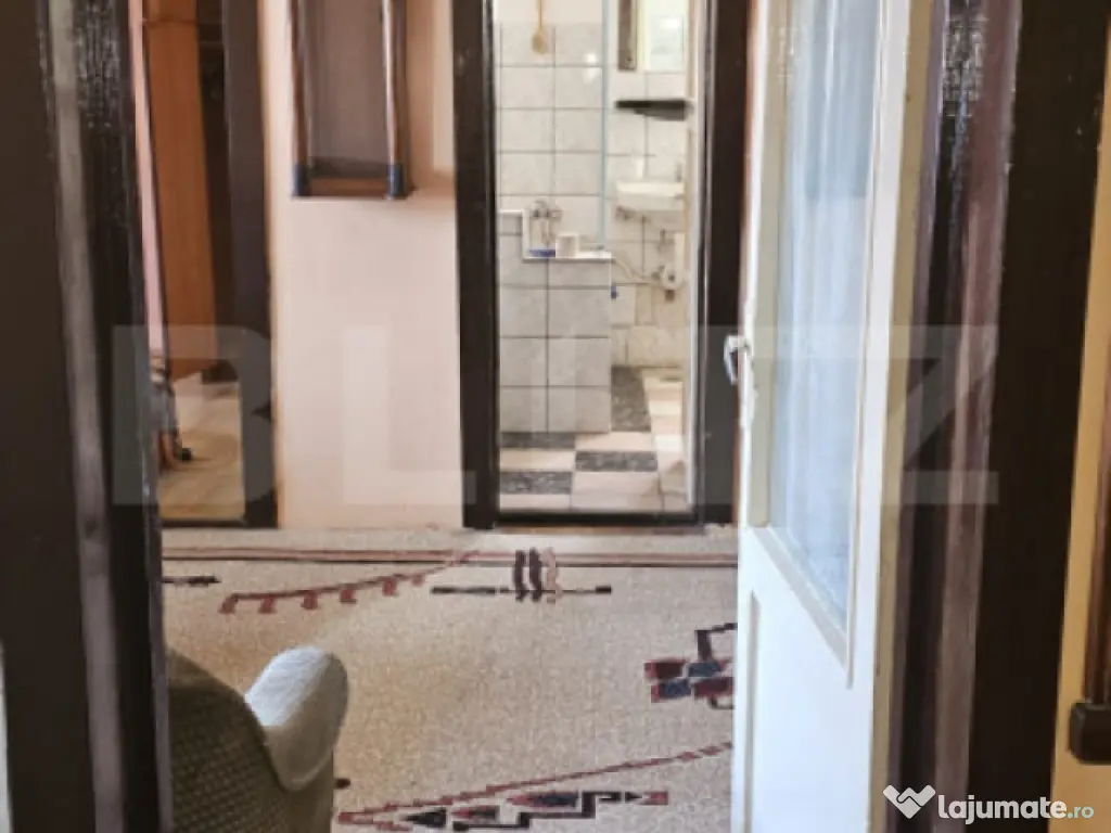 Apartament cu 2 camere zona 14 Mai 