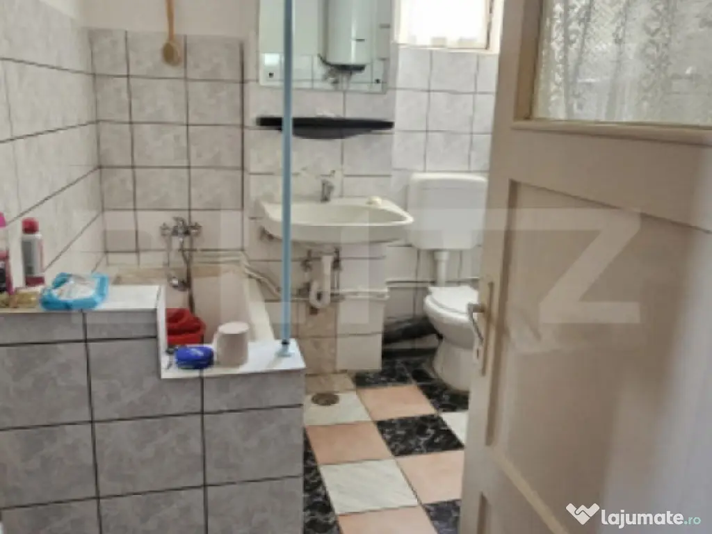 Apartament cu 2 camere zona 14 Mai 