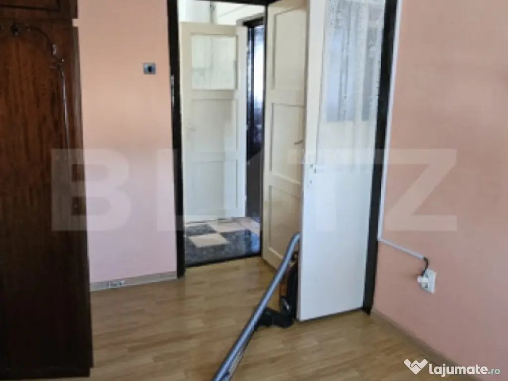 Apartament cu 2 camere zona 14 Mai 