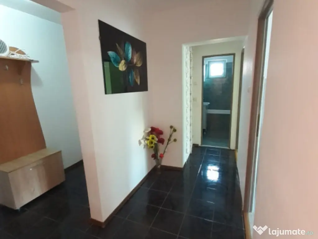 OPORTUNITATE!VANZARE APARTAMENT CU 2 CAMERE IN SLANIC IN CEN 