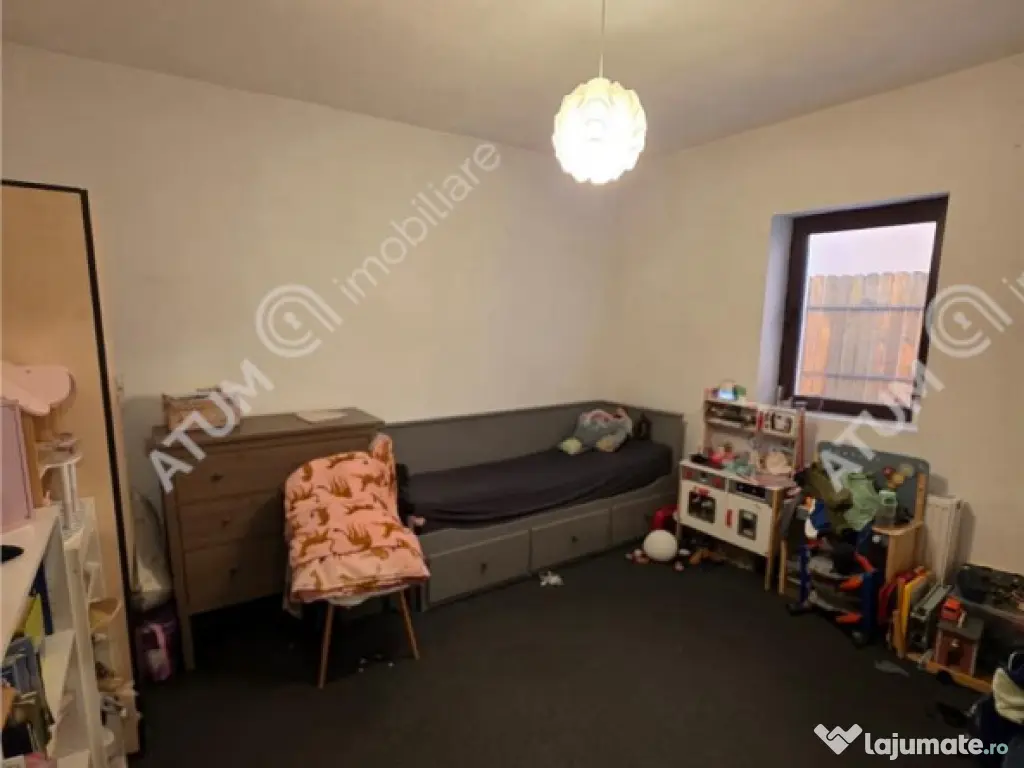 Casa individuala cu 5 camere si curte proprie in Cisnadie Si 