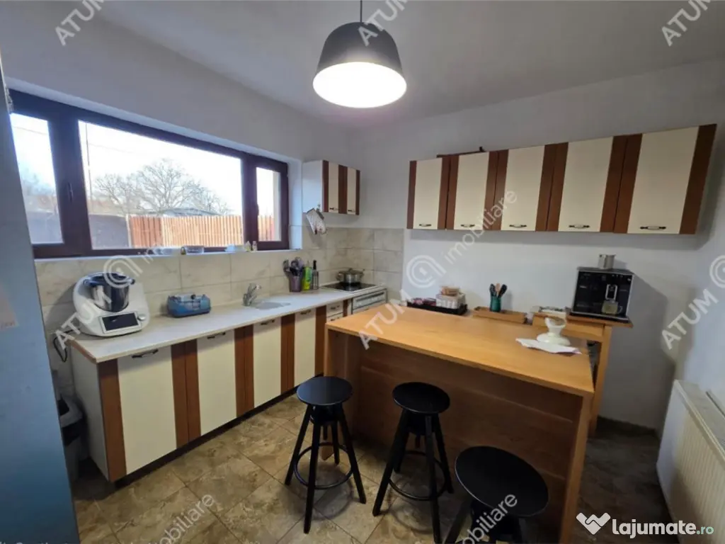 Casa individuala cu 5 camere si curte proprie in Cisnadie Si 