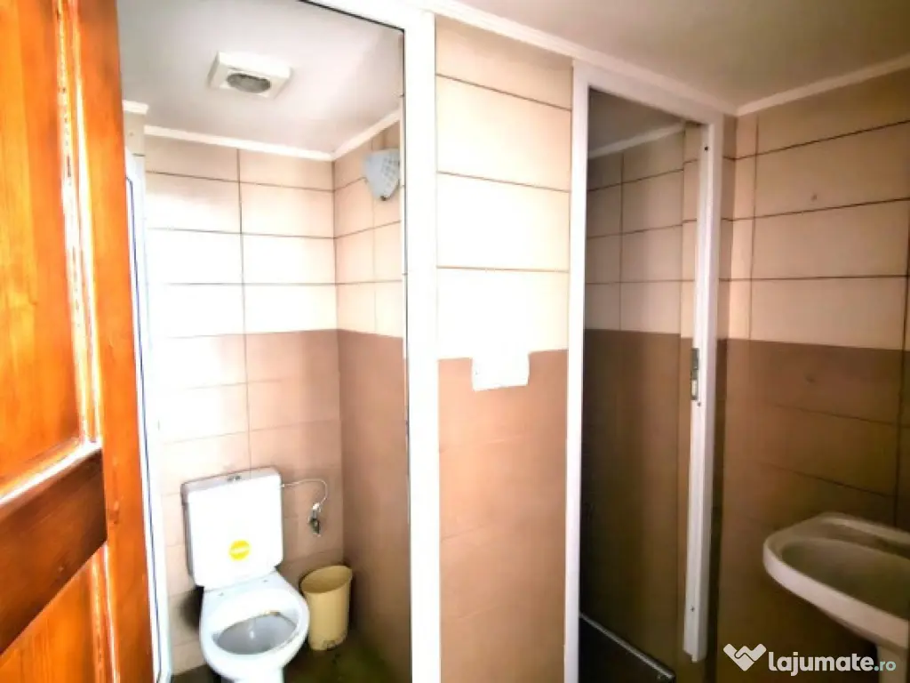 Inchiriem- SPATIU str CONSTRUCTORILOR 