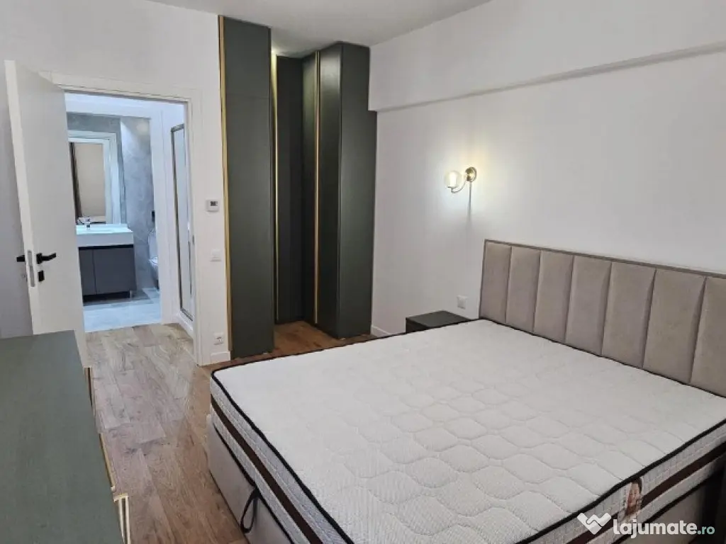 2 camere complet mobilat/utilat, prima chirie Loc parcare inclus 