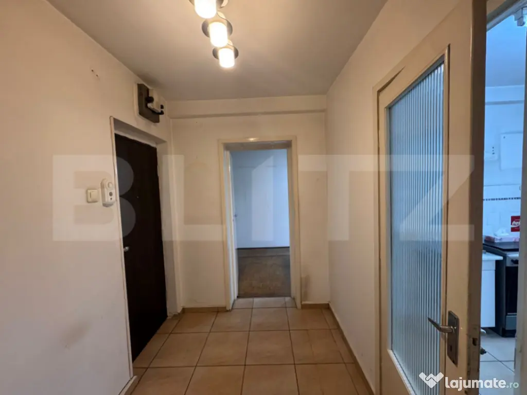 Apartament cu 3 camere, etaj intermediar - Grigorescu 