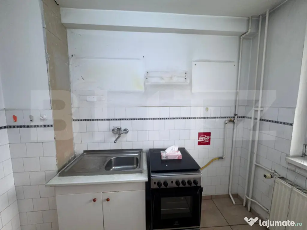 Apartament cu 3 camere, etaj intermediar - Grigorescu 