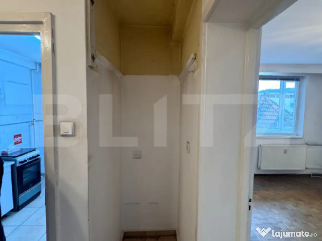 Apartament cu 3 camere, etaj intermediar - Grigorescu 
