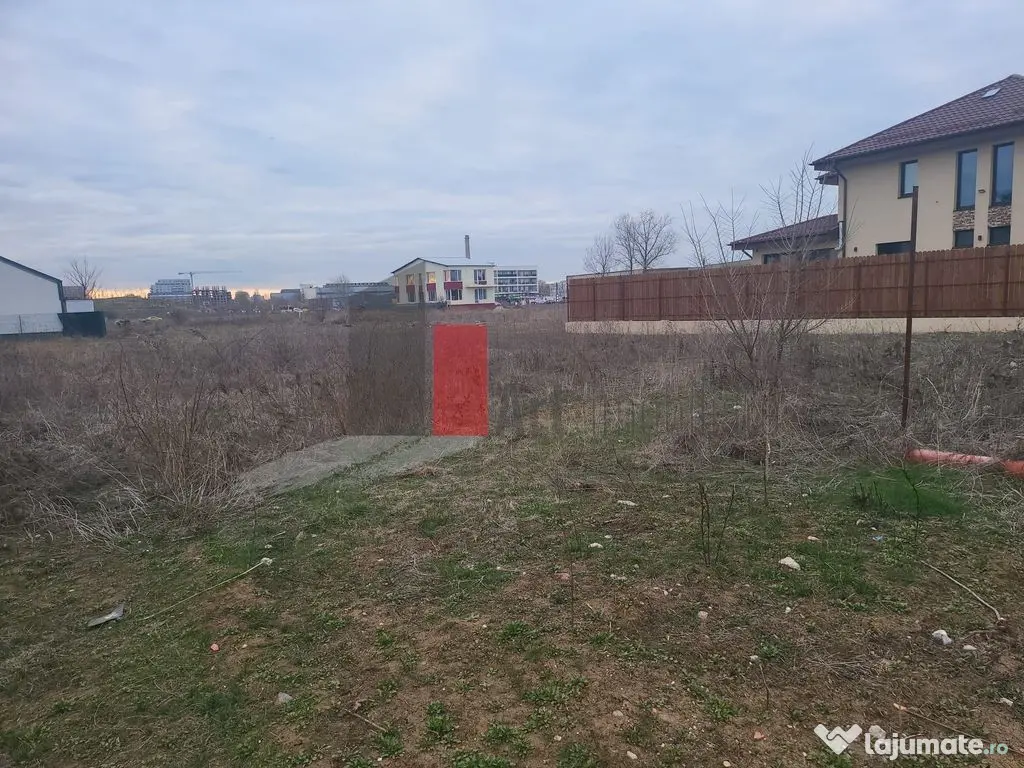 Teren intravilan Titan Parcul Teilor 