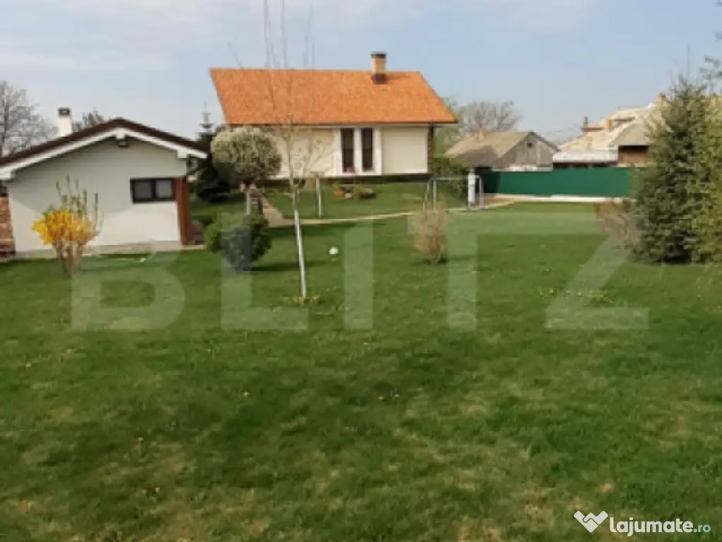 Casa/Vila 236 mp utili, 2743 mp teren, zona Mereni - Salcea 