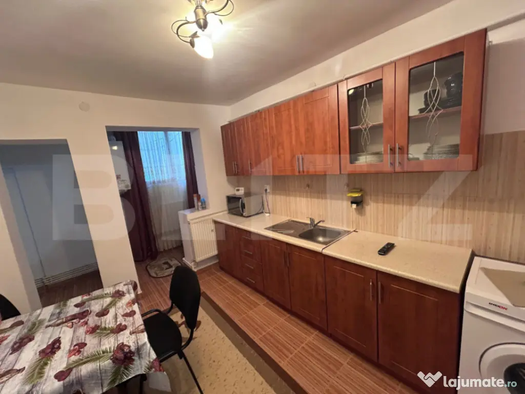 Apartamet cu 2 camere, circular, parter, cartier Cornitoiu 