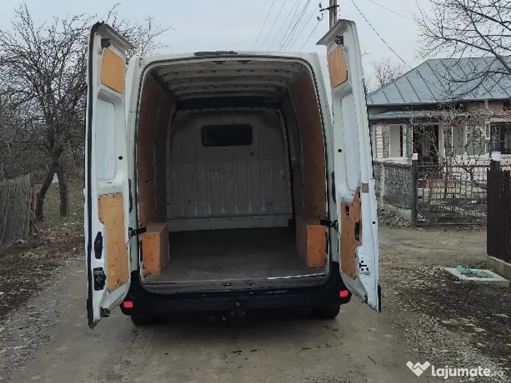 Dubă. Opel. Movano. 