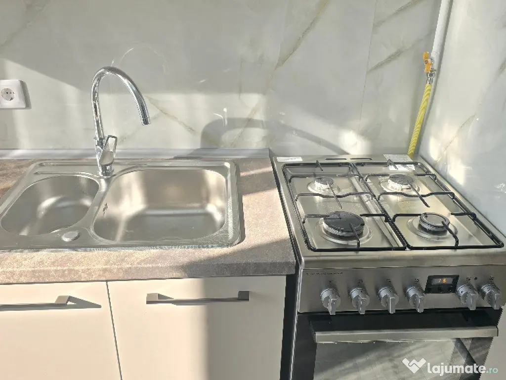 Vand apartament o camera, Dorobanti, suprafata utila 47 mp, mobilat 