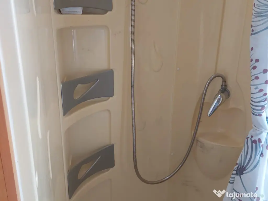 Autorulota Ford Transit 