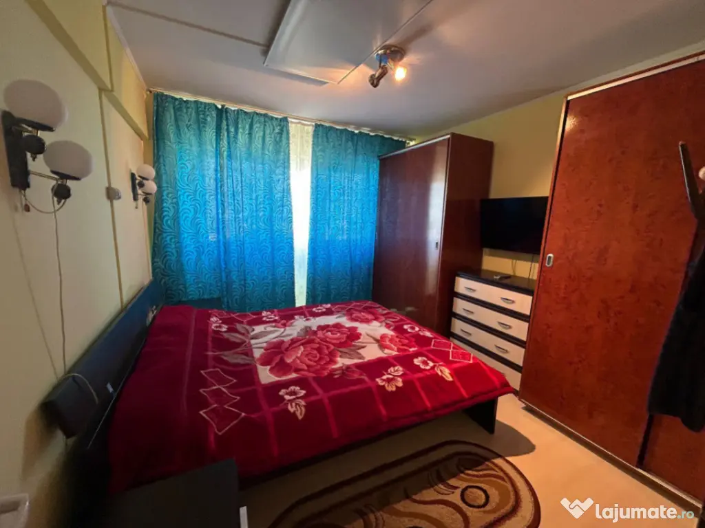 - Apartament 3 camere, suprafata 75mp, Calarasilor Viziru 3 