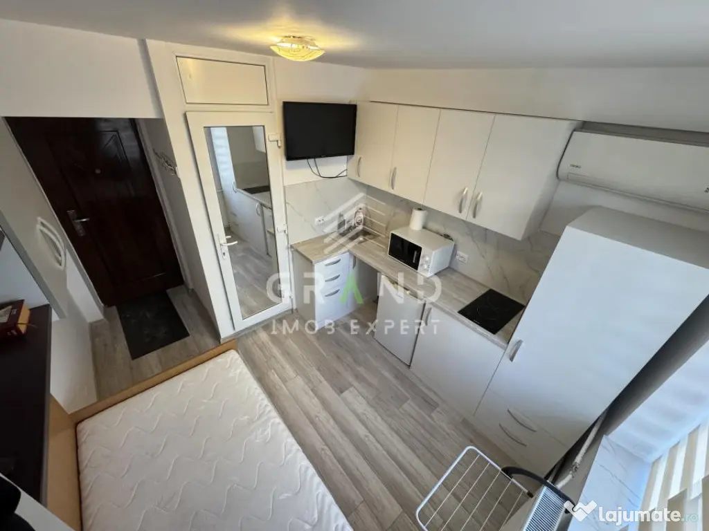 Garsonieră renovată complet | 12 mp | Etaj 1 | Mobilier p 