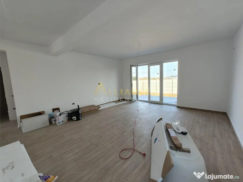 Casa - 4 camere - 10 min de metrou 