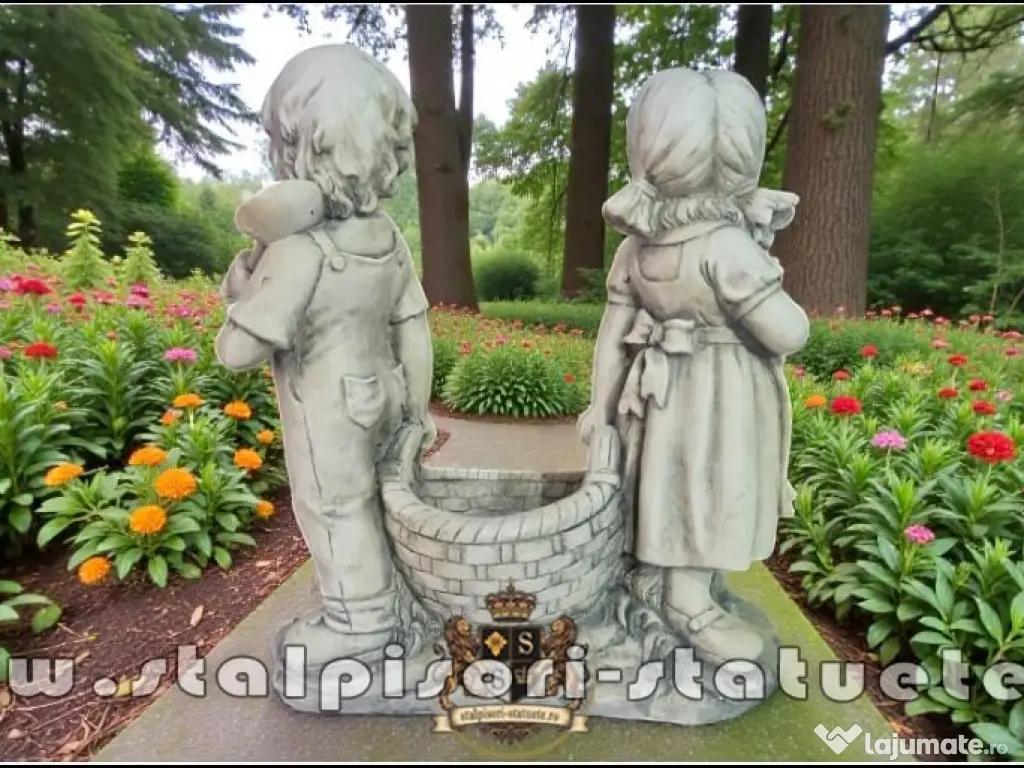 Statuetă copii cu coșuleț, gri antichizat, model J2. 