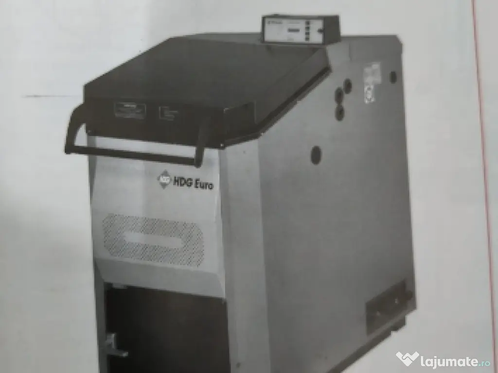 vând centrala pe lemne 