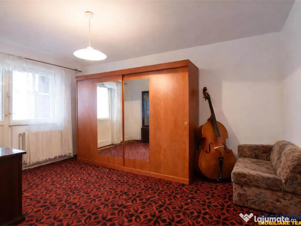 Apartament decomandat, etaj 2, centrala proprie, Astra, Jude