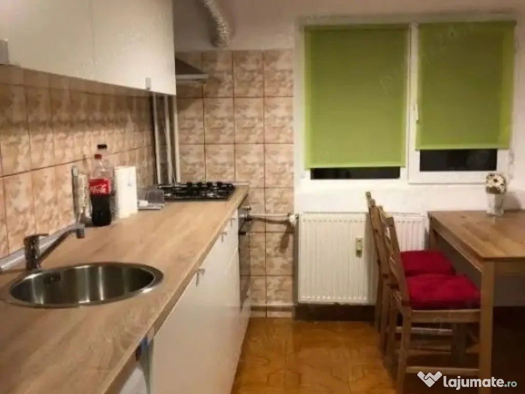 Brancoveanu etaj 3 decomandat 