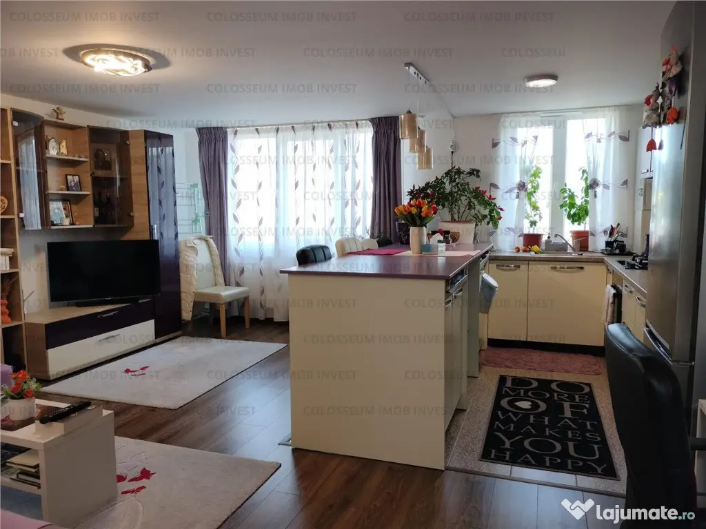 NEINTABULAT! Apartament 2 camere, decomandat - zona Astra 