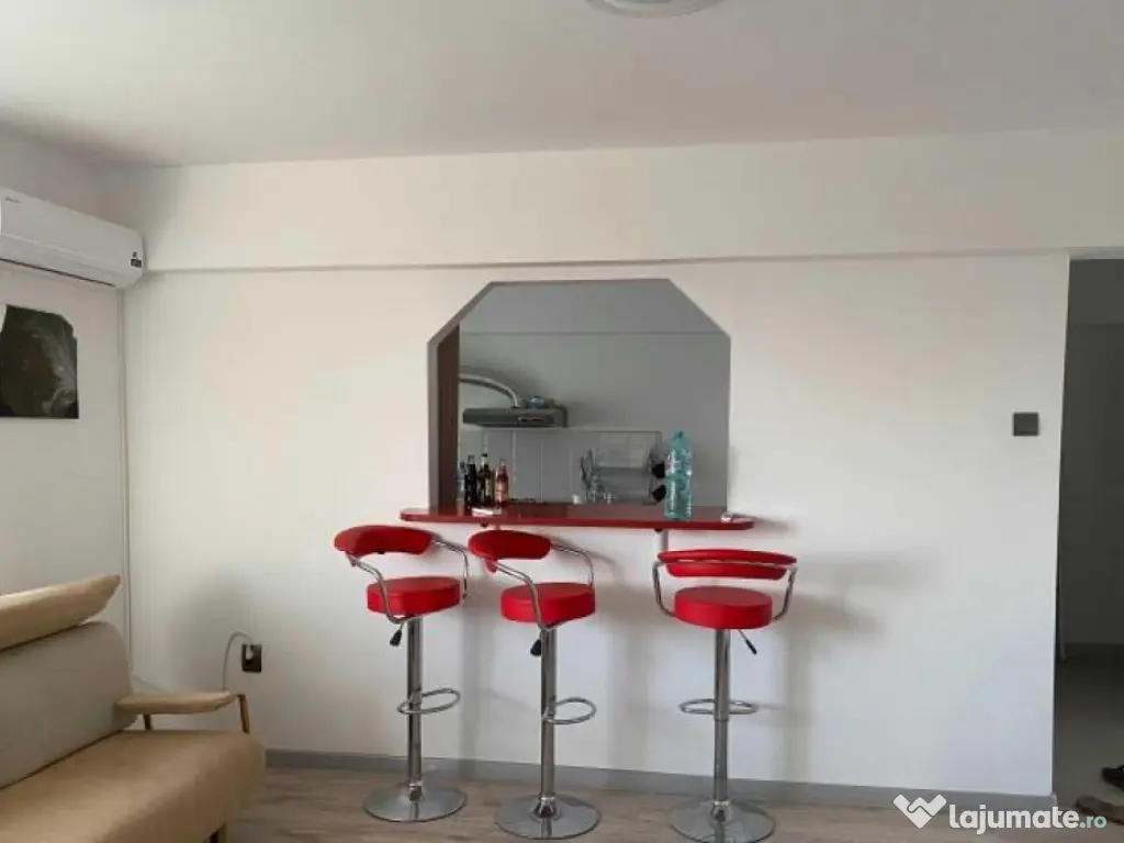 Apartament 2 camere zona Piata Ovidiu 