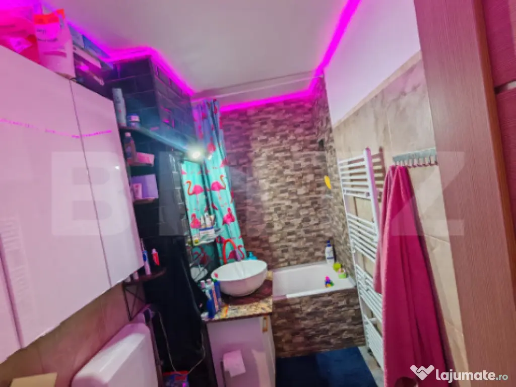 Apartament 2 camere, 58 mp, zona Dambu