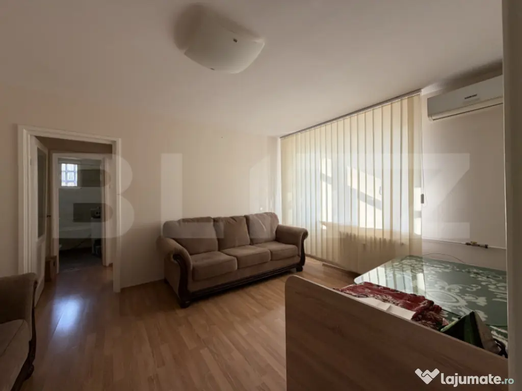 Apartament 2 camere, et. 1, Calea Severinului/ Scoala Deceba