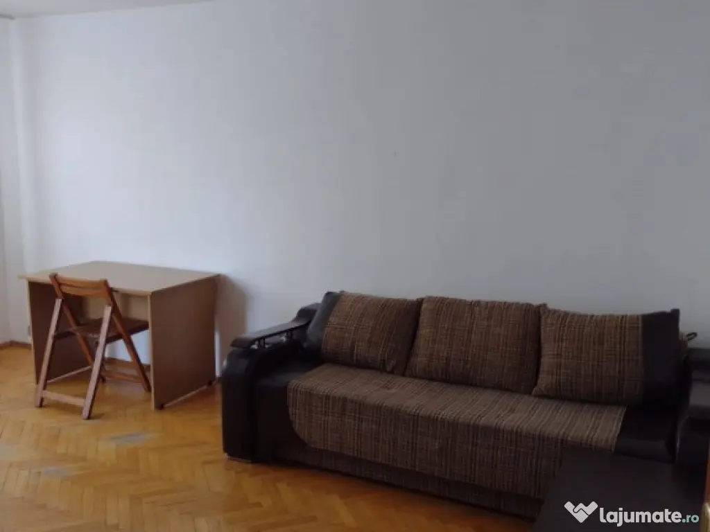 Apartament 2 camere decomandat, et. 3, Nicolina 