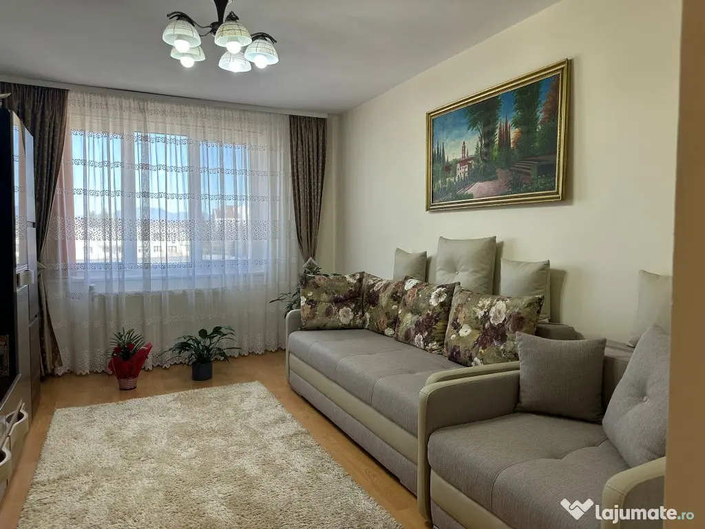 Apartament 3 camere Decebal 