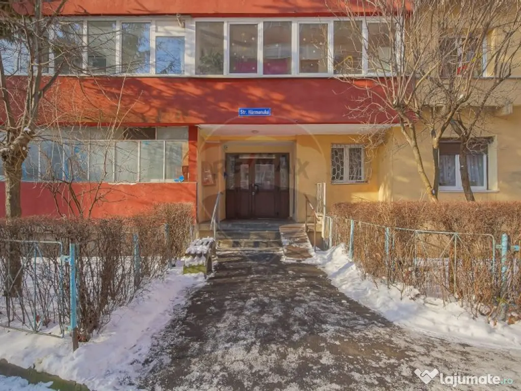 Apartament cu 2 camere de închiriat pe strada Harmanului... 