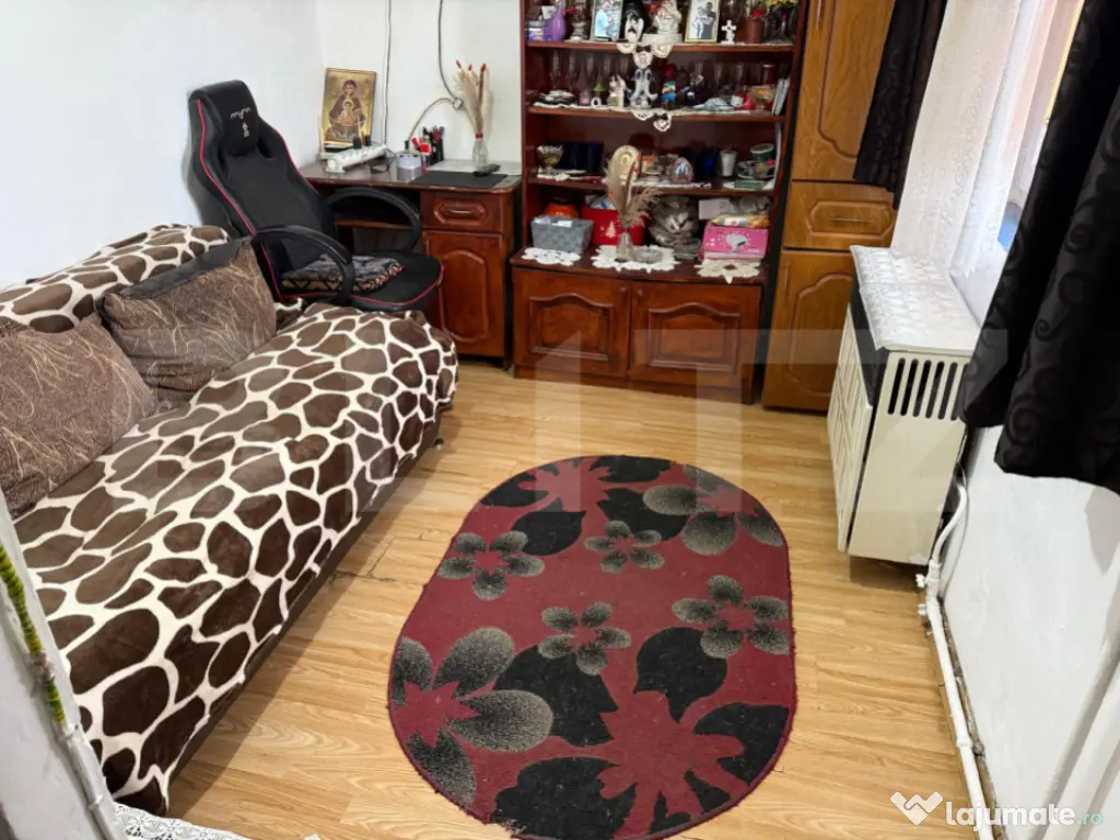 Garsoniera de vanzare, 22 mp, Targu Jiu 