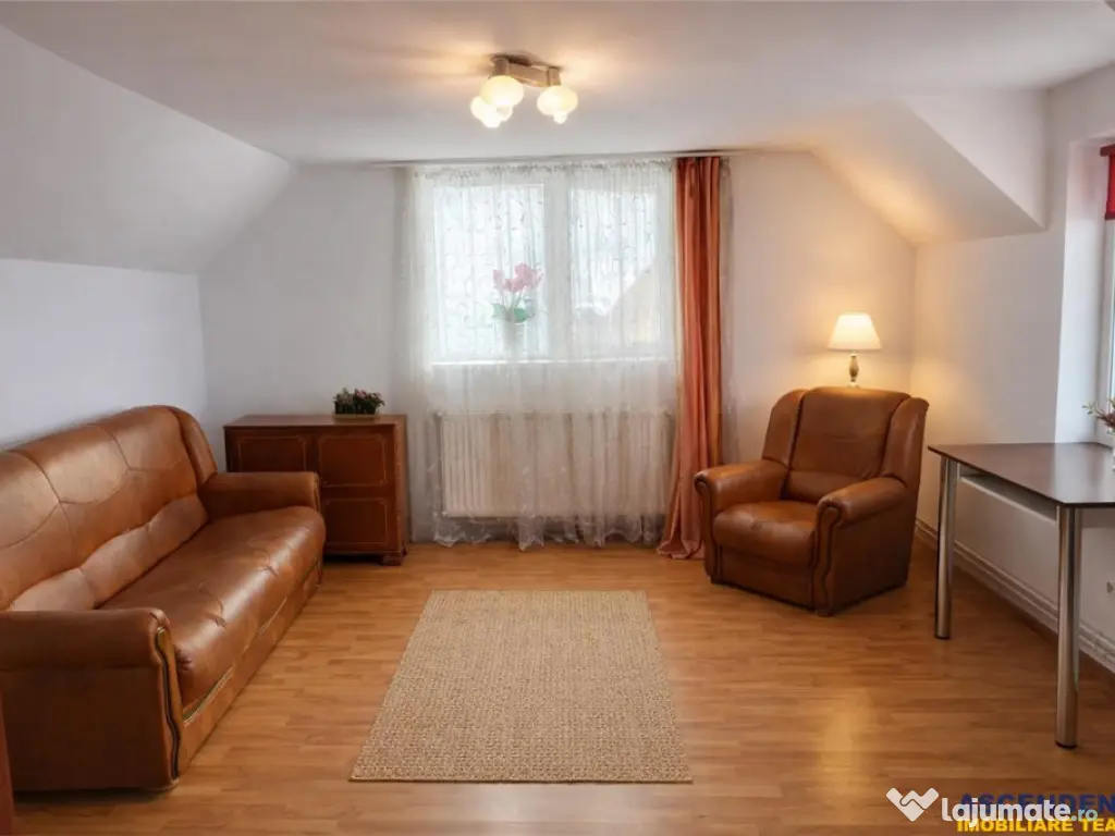 Casa stil sasesc cu garsoniera, garaj, curte, gradina, Bod, 