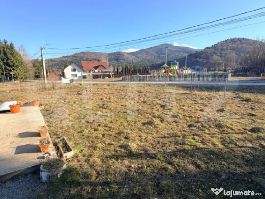 Teren intravilan de vânzare – Sâmbăta de Sus +4 ATV-URI 