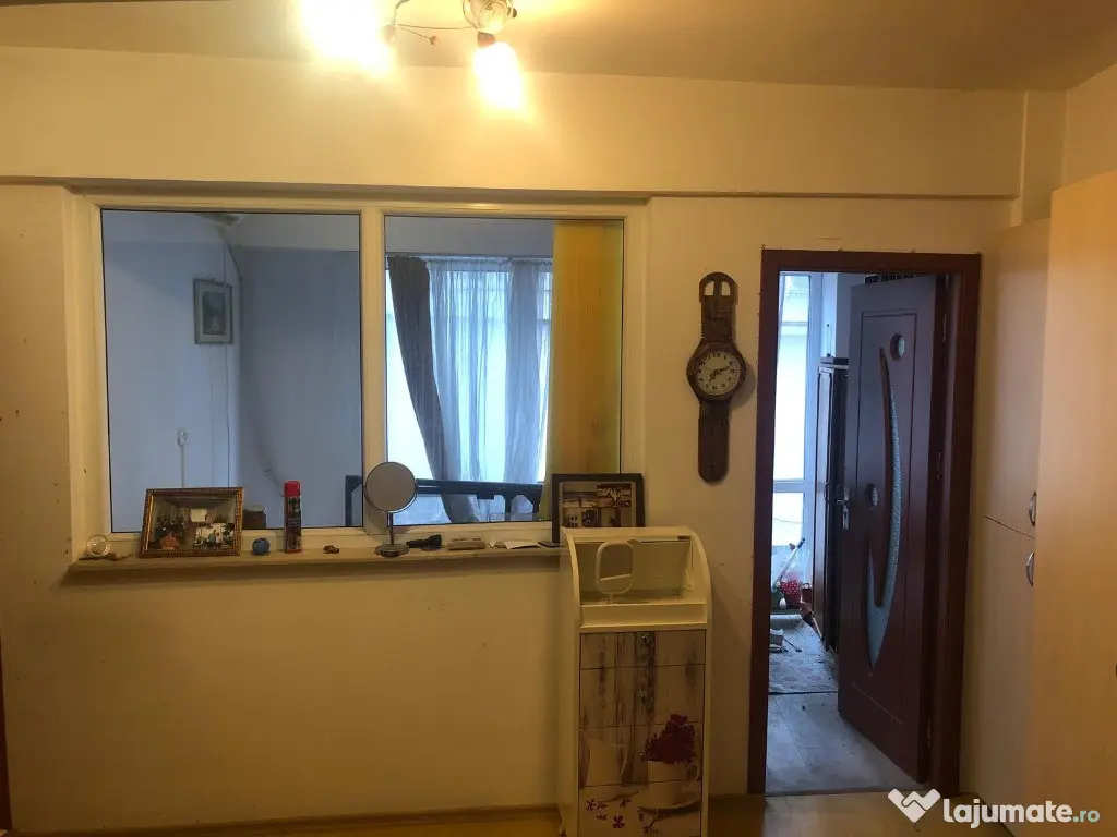 Garsoniera spre inchiriere str. salciilor 