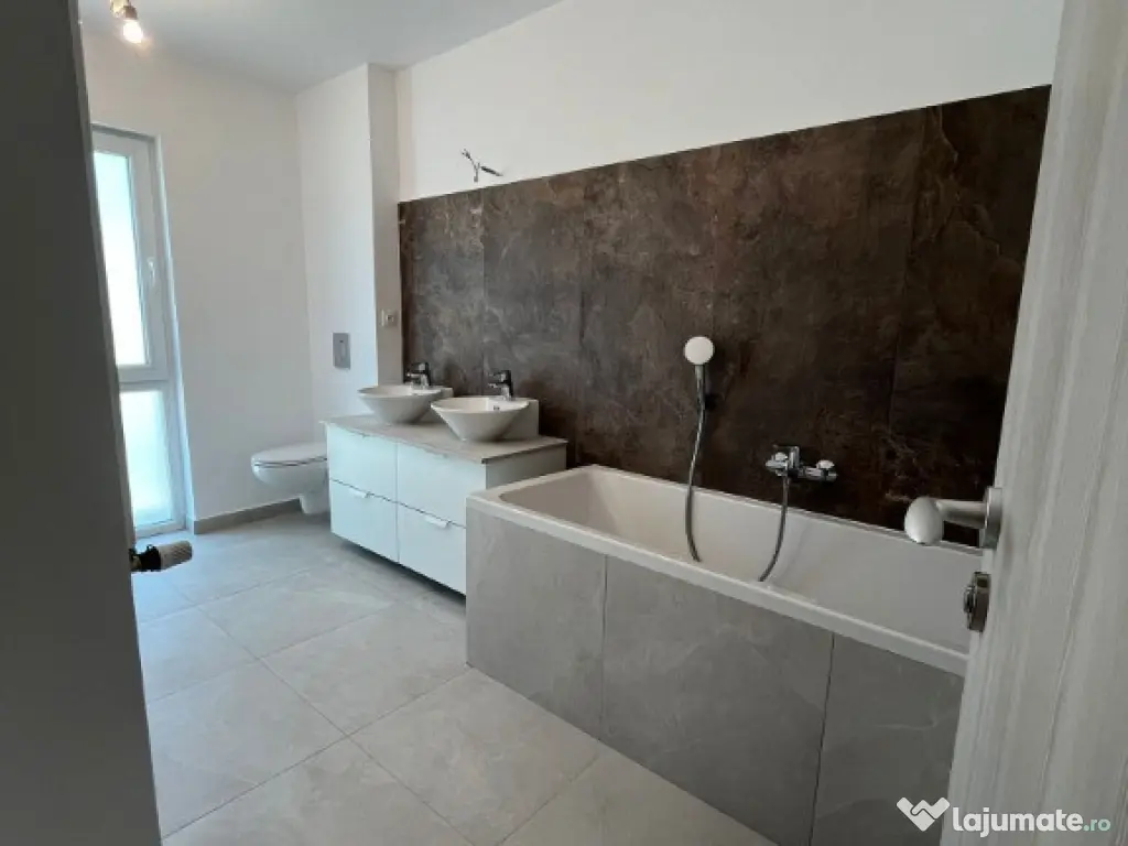 Casa nouă Duplex,4 Camere,P+1E,155mp,200mp curte individuala,Odăile